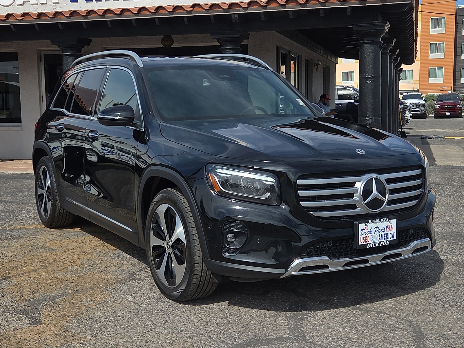 2025 Mercedes-Benz GLB