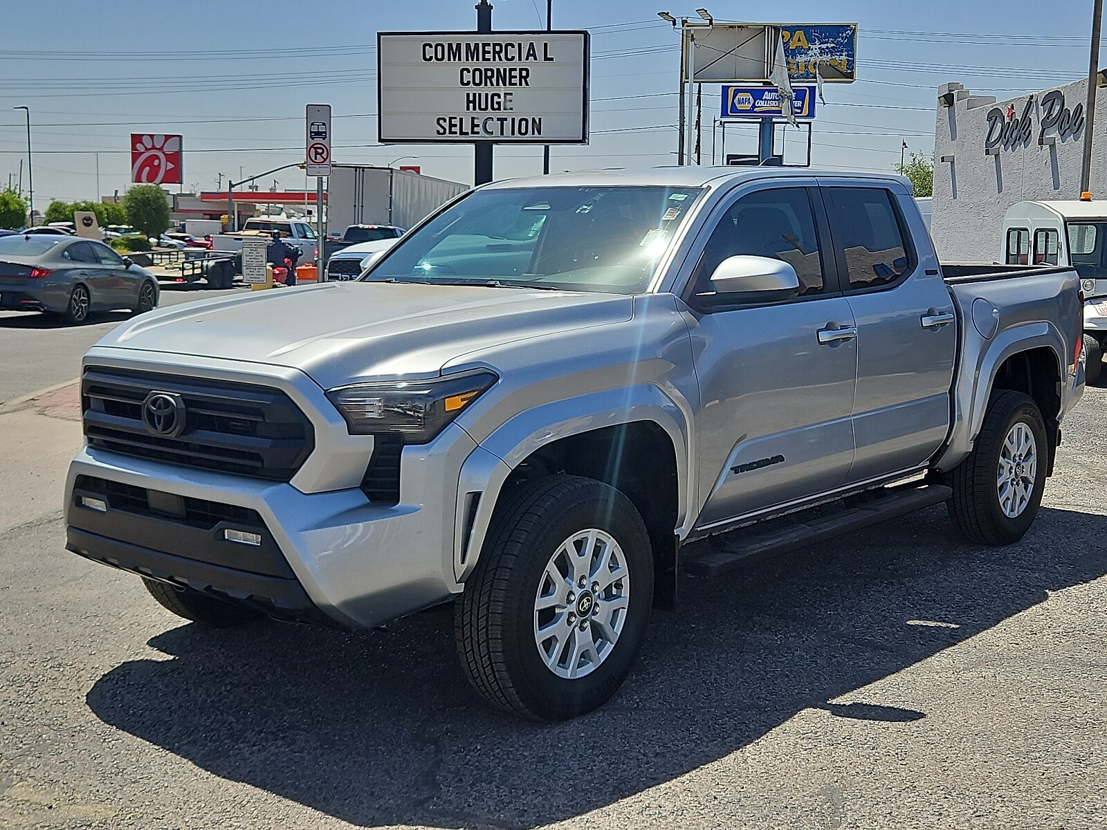 2024 Toyota Tacoma SR5 photo 2