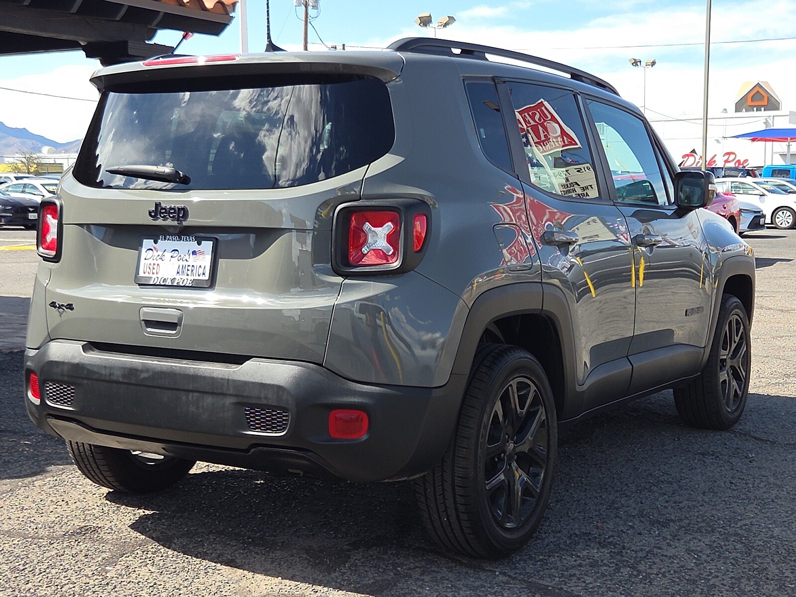 2022 Jeep Renegade Altitude photo 3
