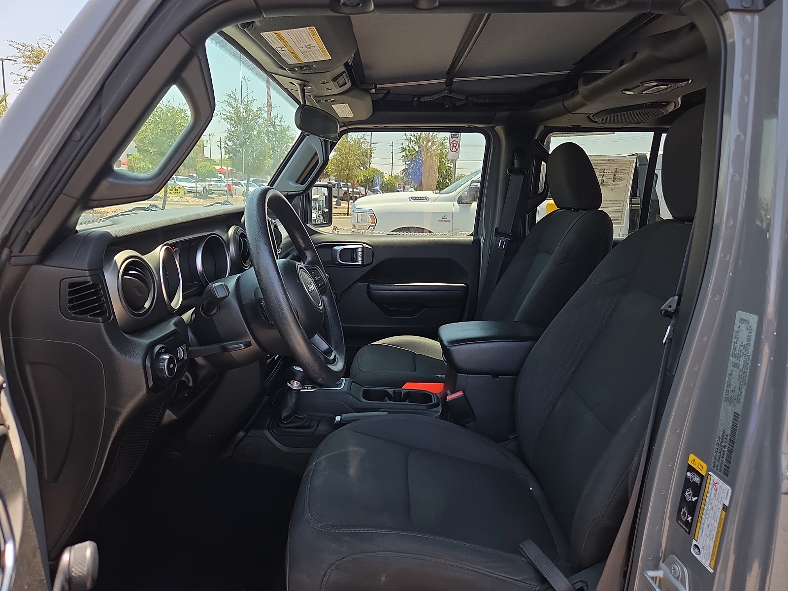 2023 Jeep Wrangler 4-Door Sport - Photo 9