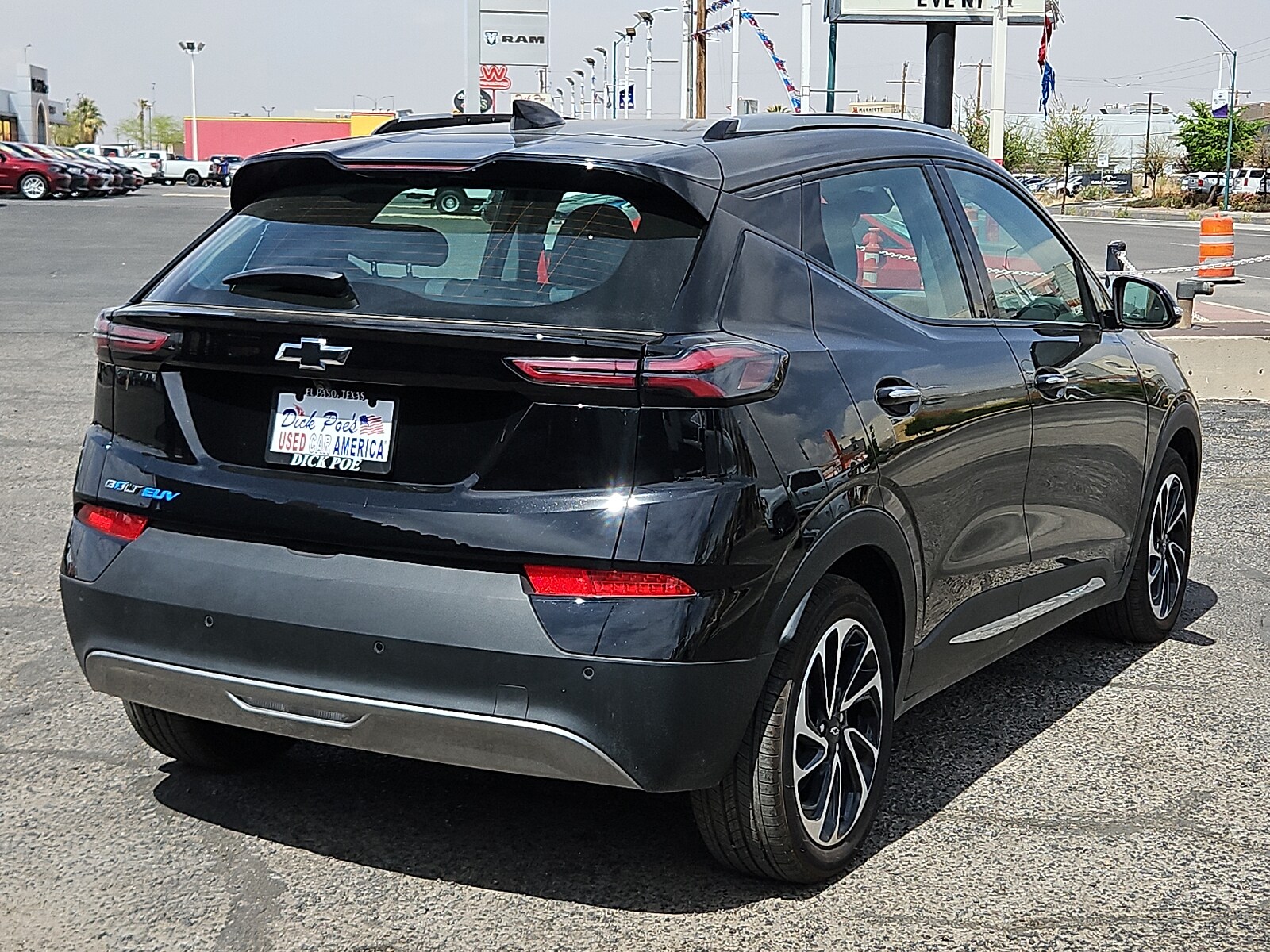 2023 Chevrolet Bolt EUV Premier photo 4