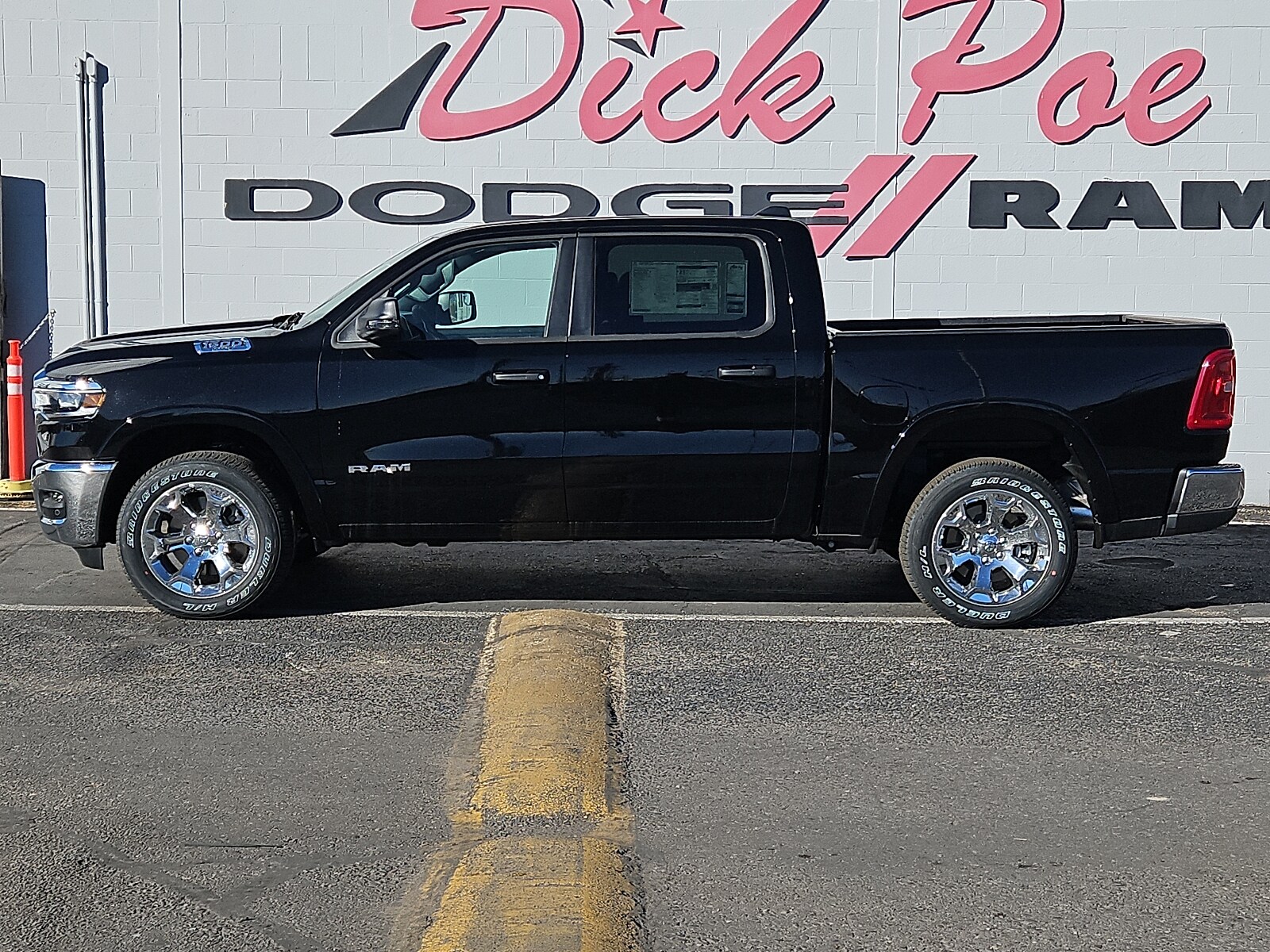 2025 Ram 1500 Lone Star photo 2
