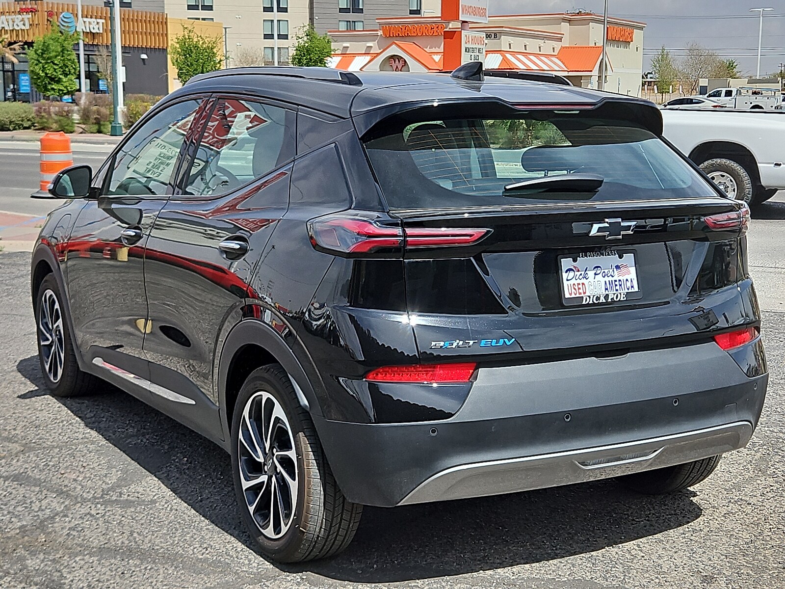 2023 Chevrolet Bolt EUV Premier photo 3