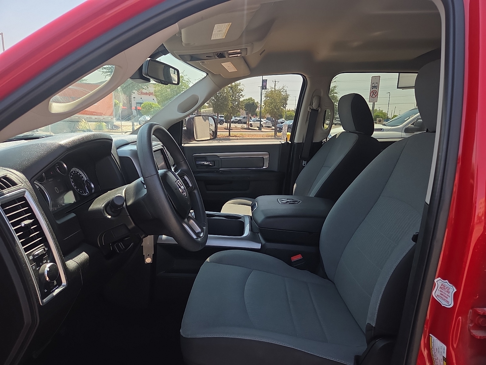 2023 RAM Ram 1500 Classic SLT - Photo 9