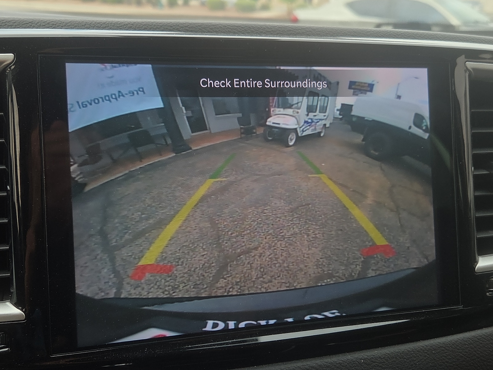 2024 Chrysler Pacifica Touring L - Photo 10