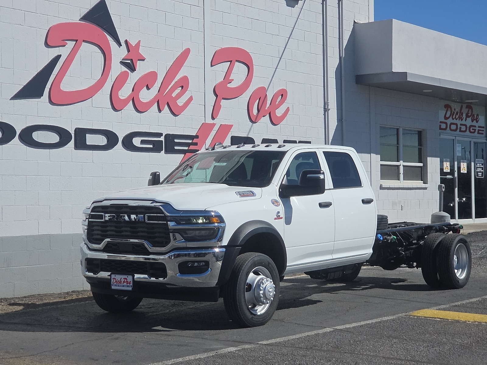2026 RAM 5500 Big Horn 4X4 Crew Cab DRW 197" WB's photo