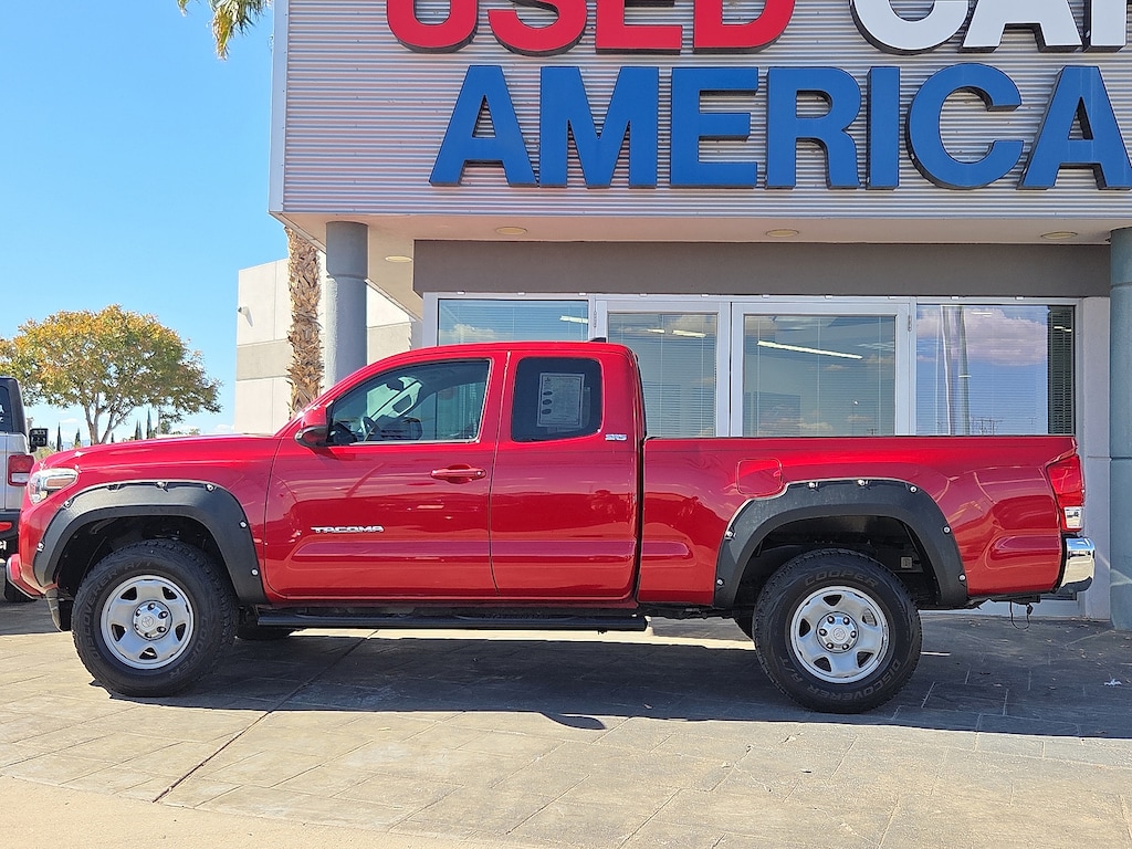Used 2017 Toyota Tacoma SR PICKUP