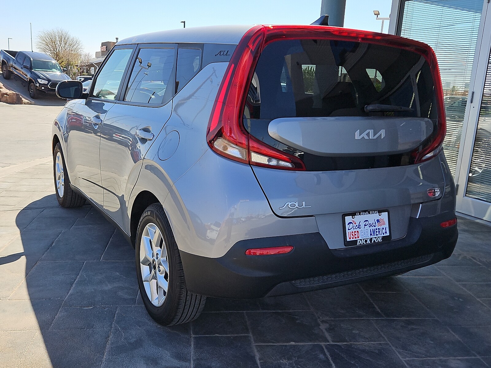 2022 Kia Soul LX photo 4