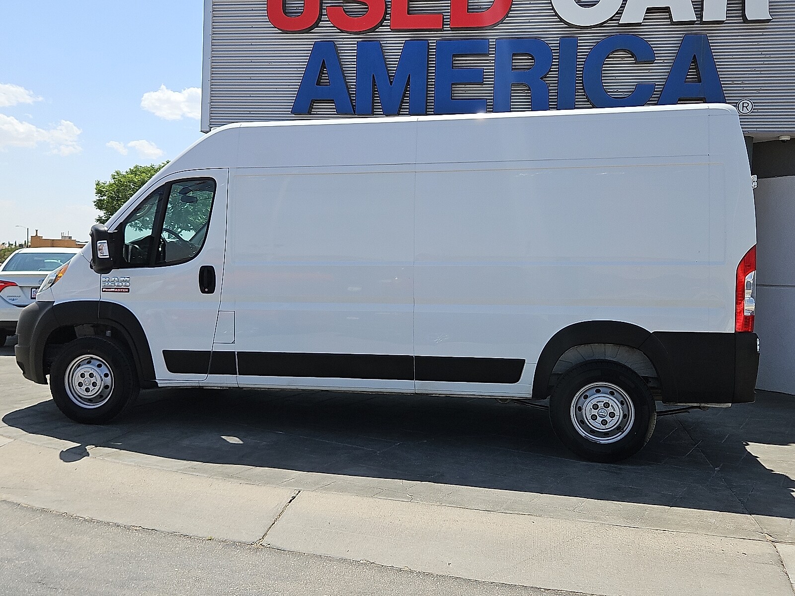2021 Ram ProMaster 2500 Cargo Van photo 3