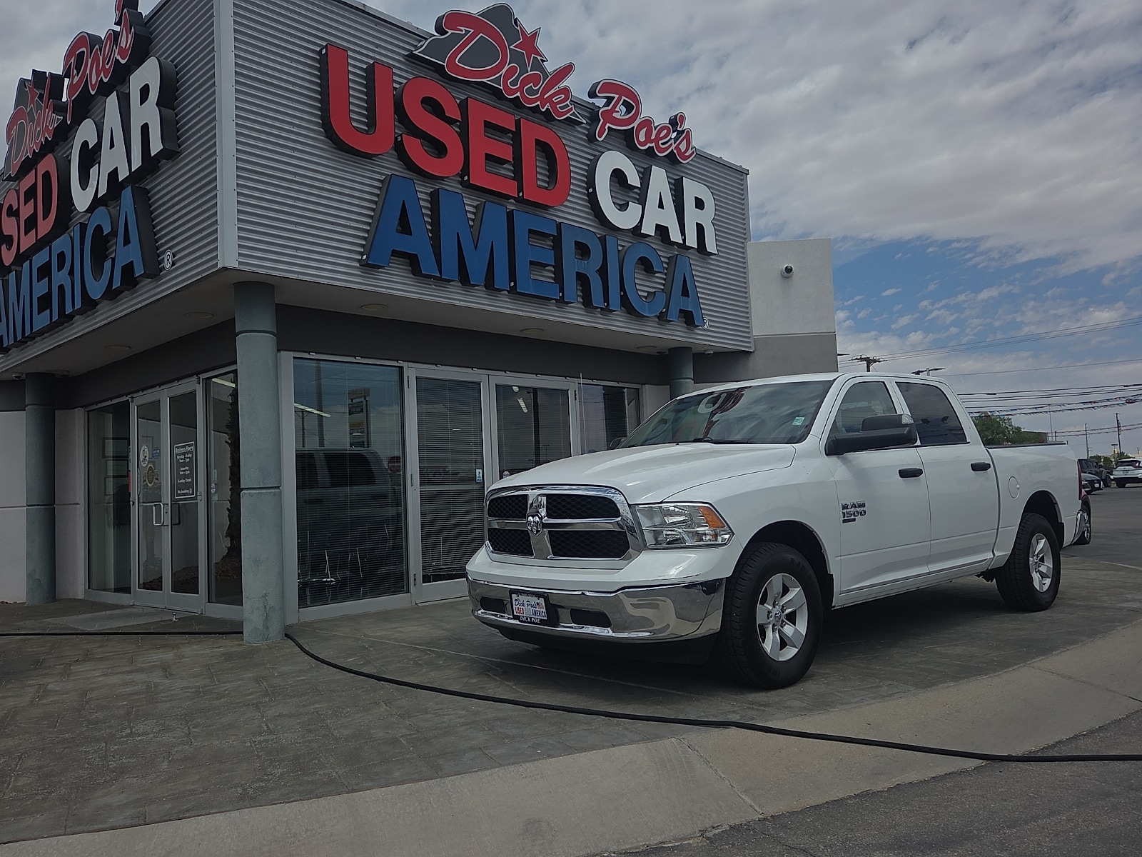 2023 RAM 1500 Classic Warlock Crew Cab 5'7's photo