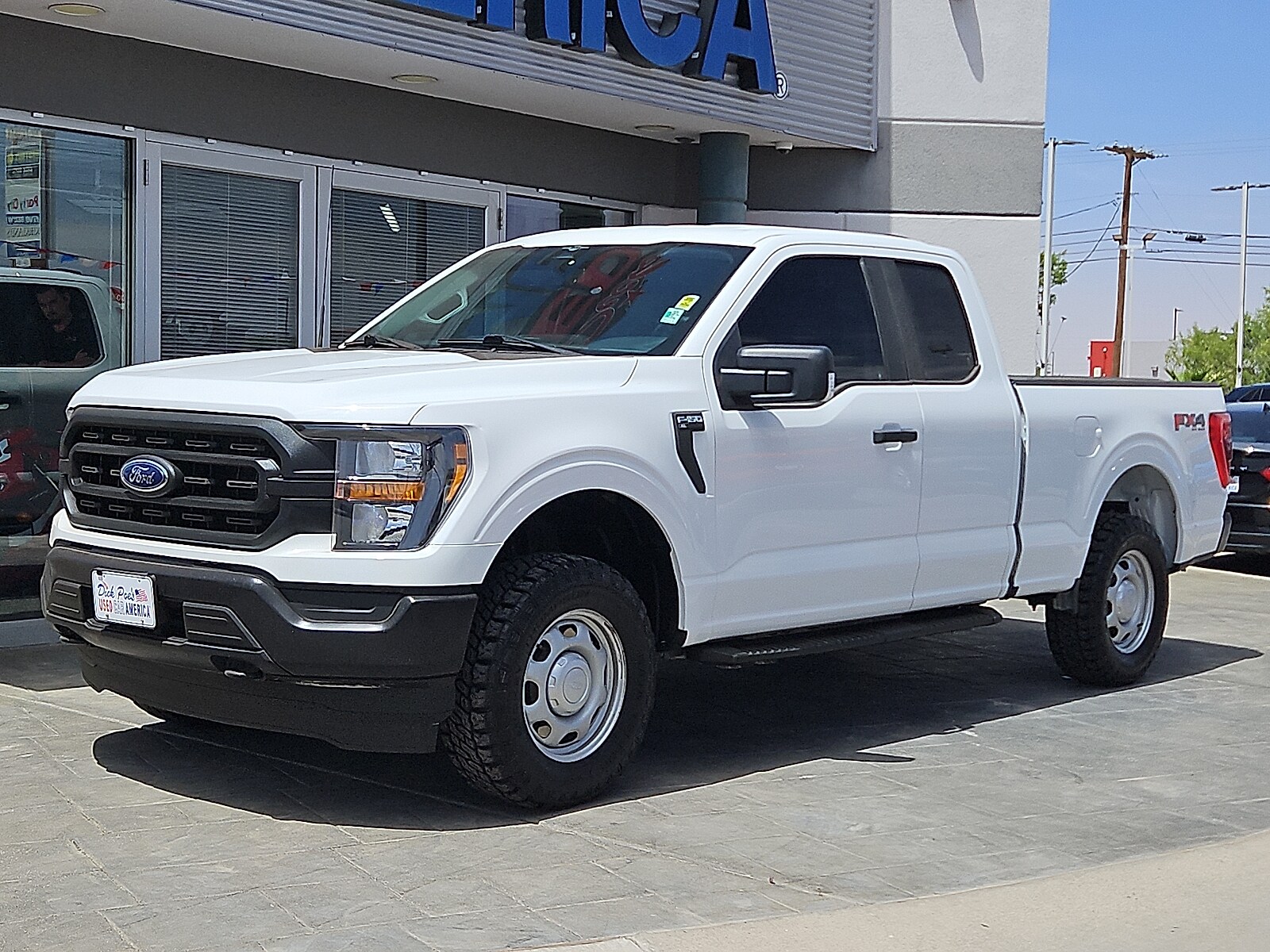 2023 Ford F-150 XL photo 2