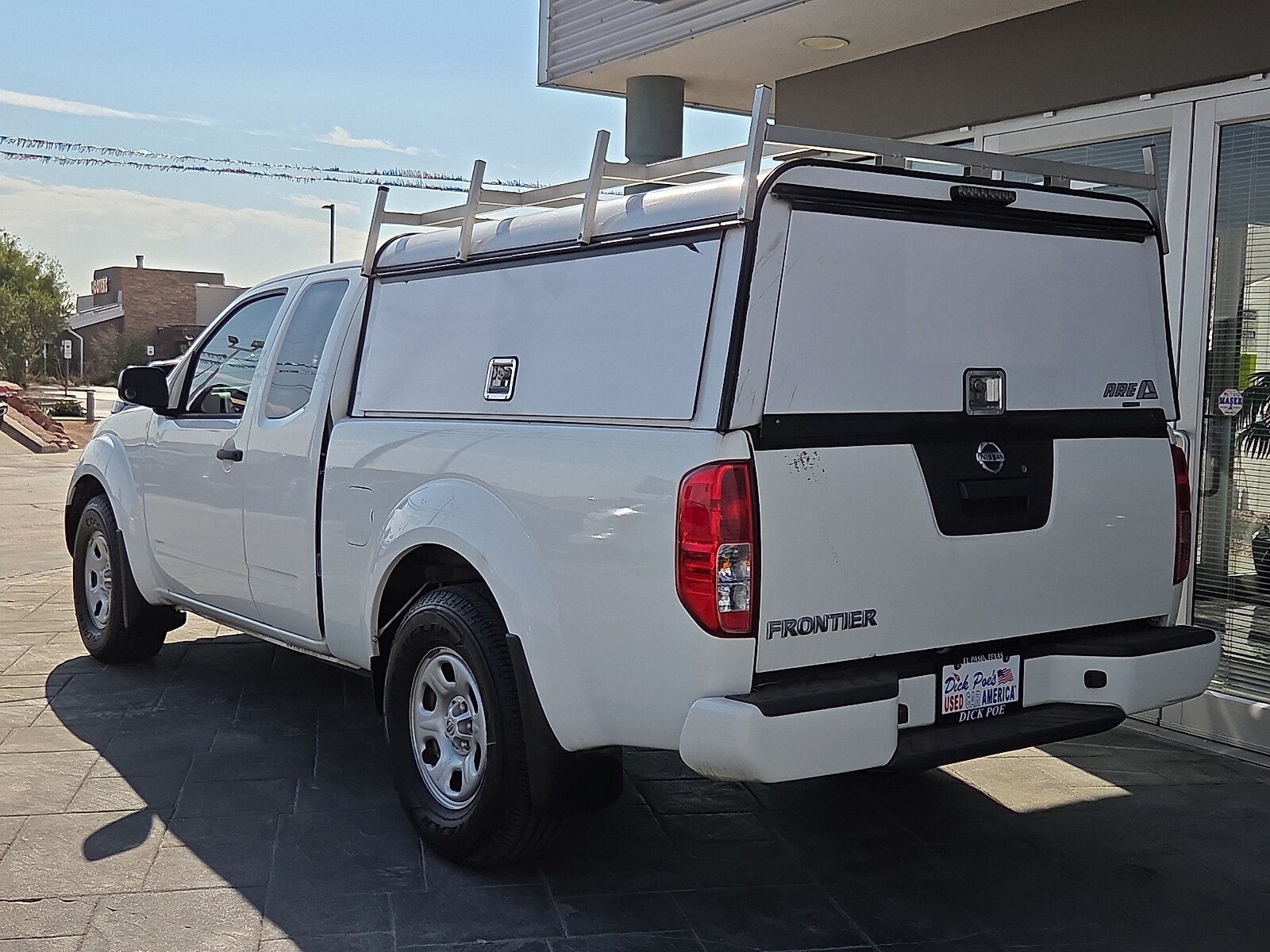 2021 Nissan Frontier King Cab S photo 2