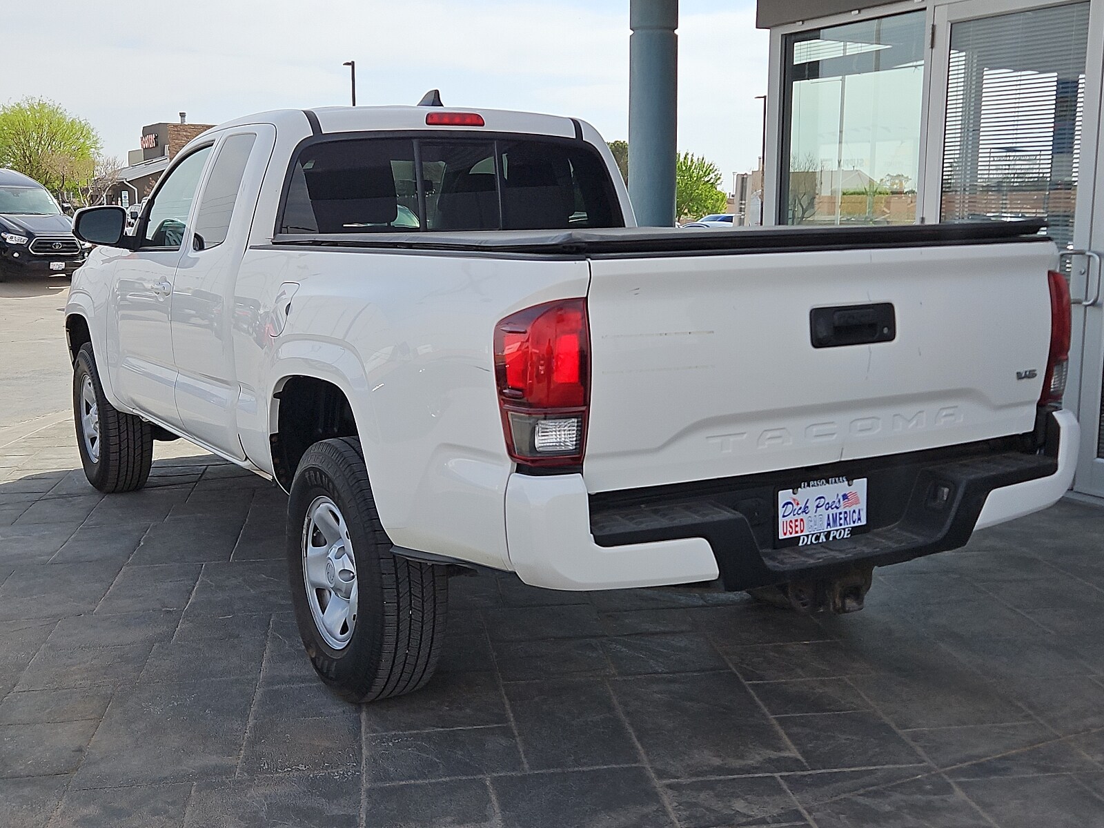 2020 Toyota Tacoma SR photo 4