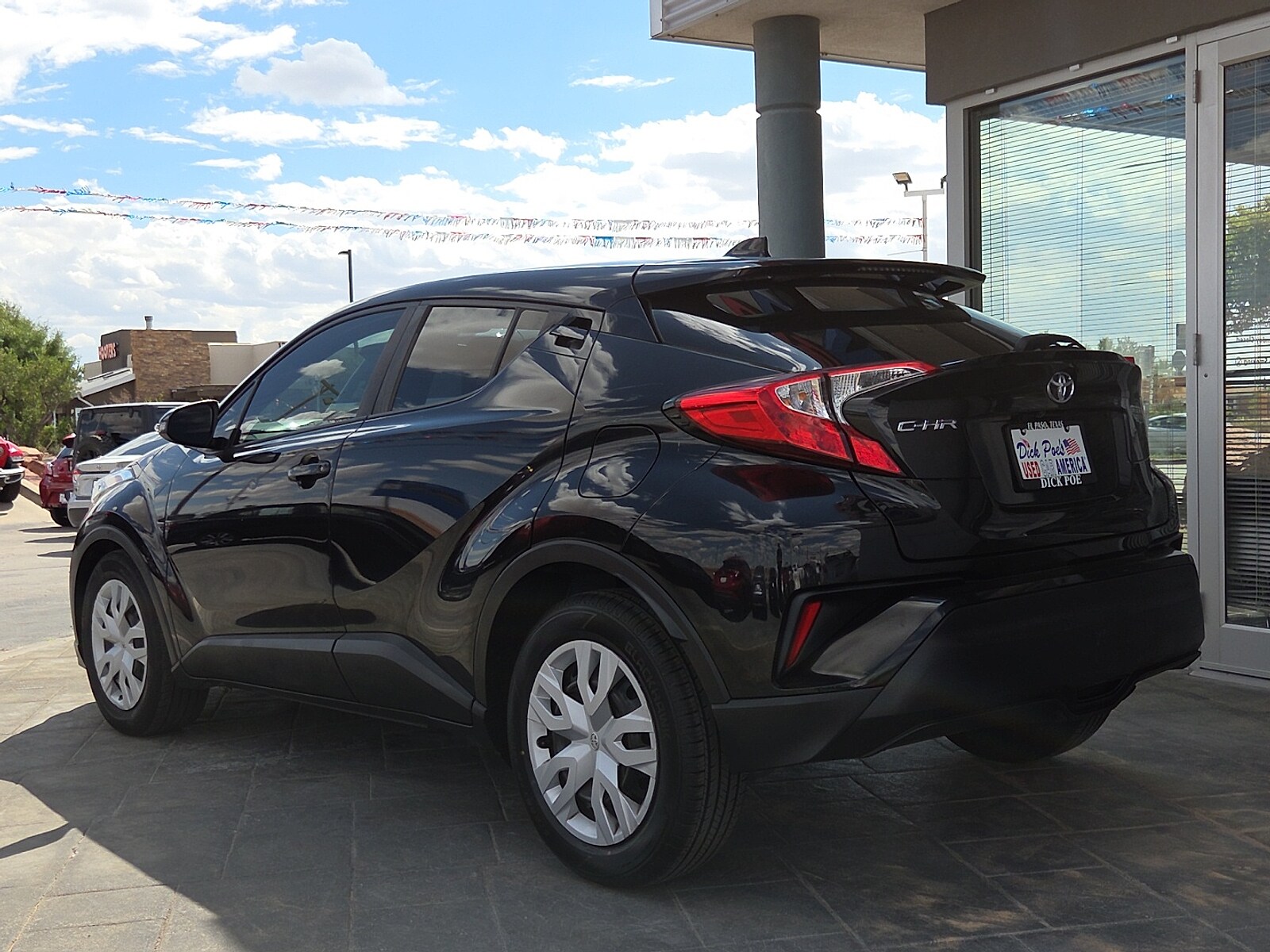 2019 Toyota C-HR XLE Limited photo 3