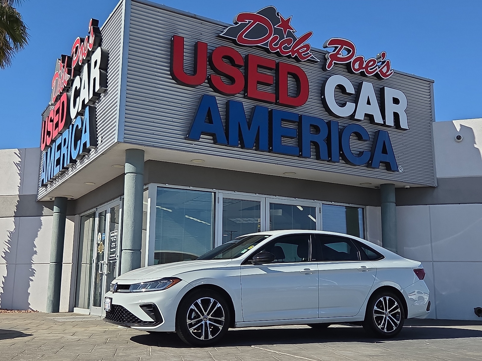 2025 Volkswagen Jetta Sport's photo