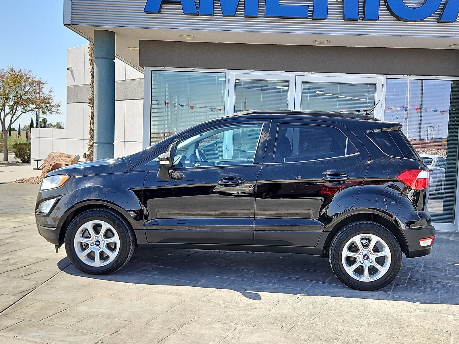 2021 Ford EcoSport SE photo 2