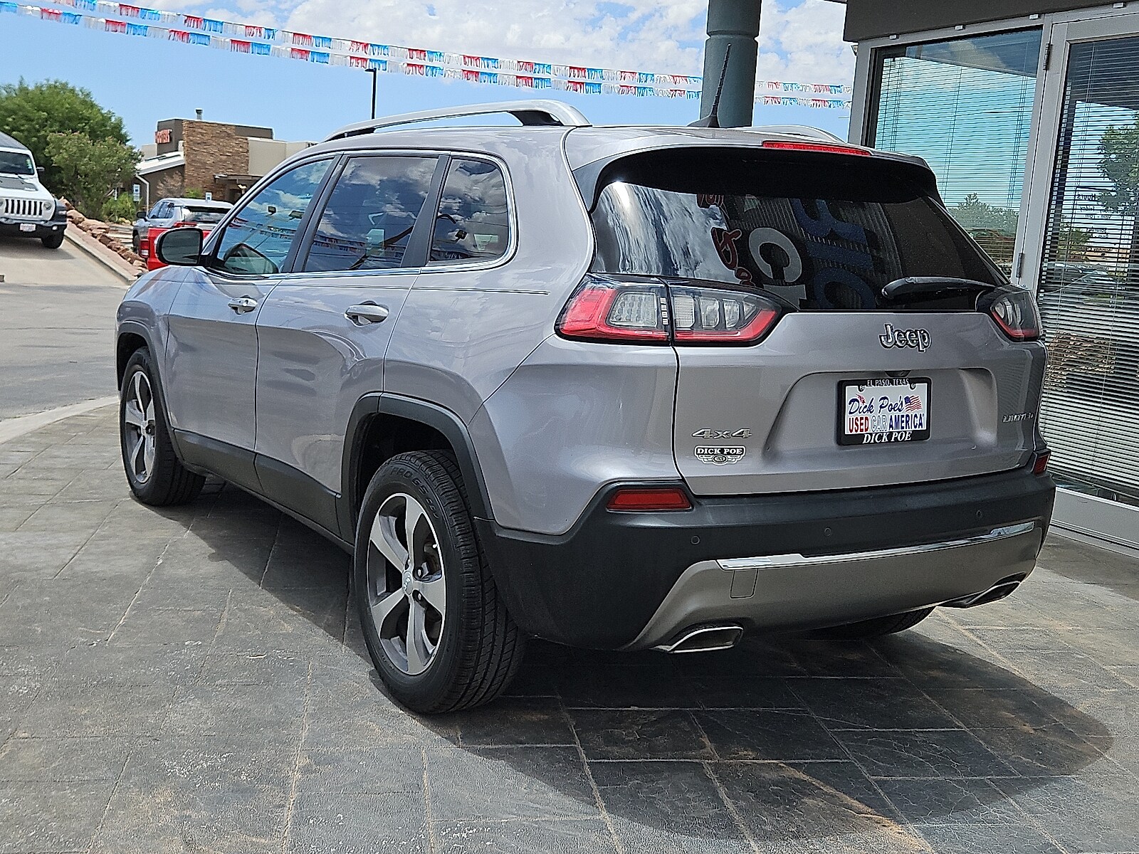 2019 Jeep Cherokee Limited photo 3
