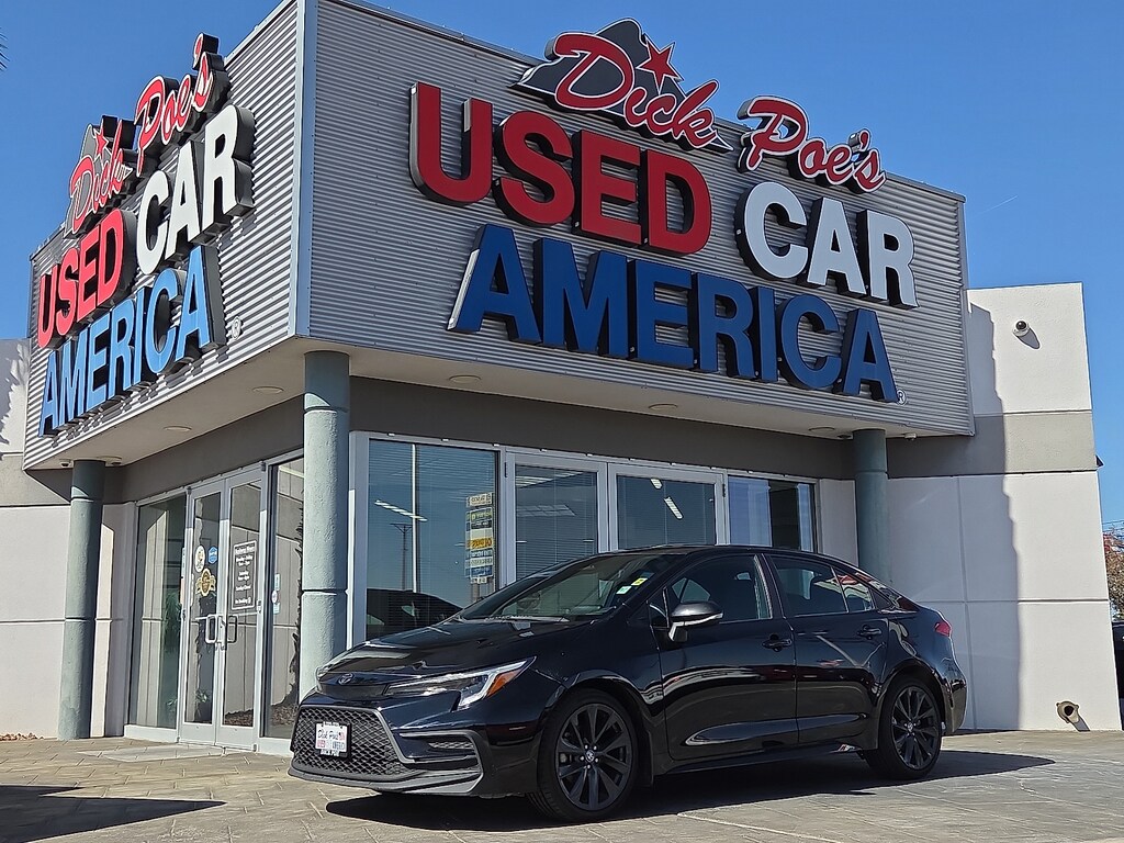 Used 2023 Toyota Corolla SE SEDAN