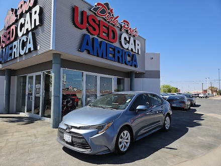 2023 Toyota Corolla LE Car