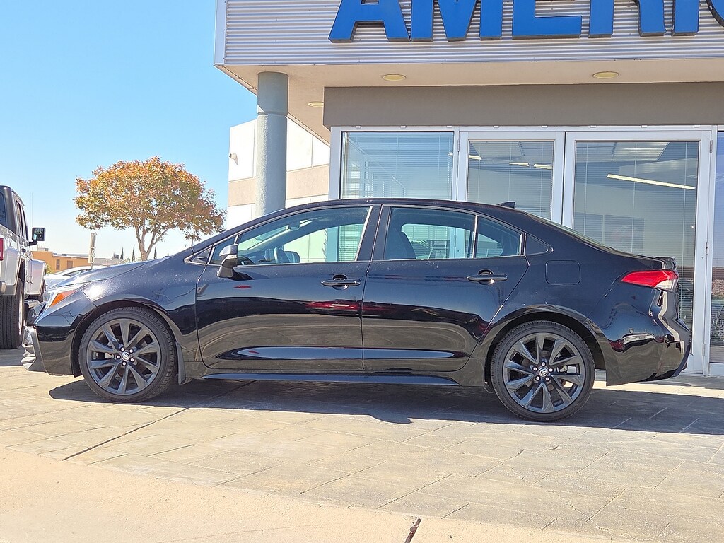 Used 2023 Toyota Corolla SE SEDAN