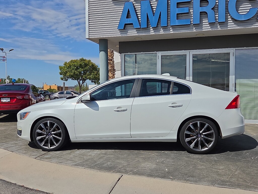 Used 2015 Volvo S60 T6 Platinum SEDAN