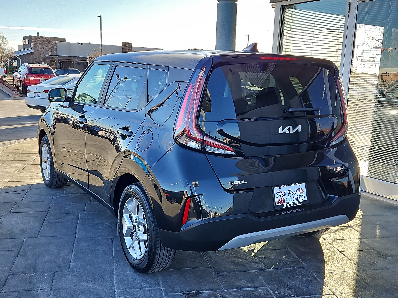 2023 Kia Soul LX photo 3