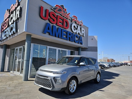 2022 Kia Soul LX TECHNO