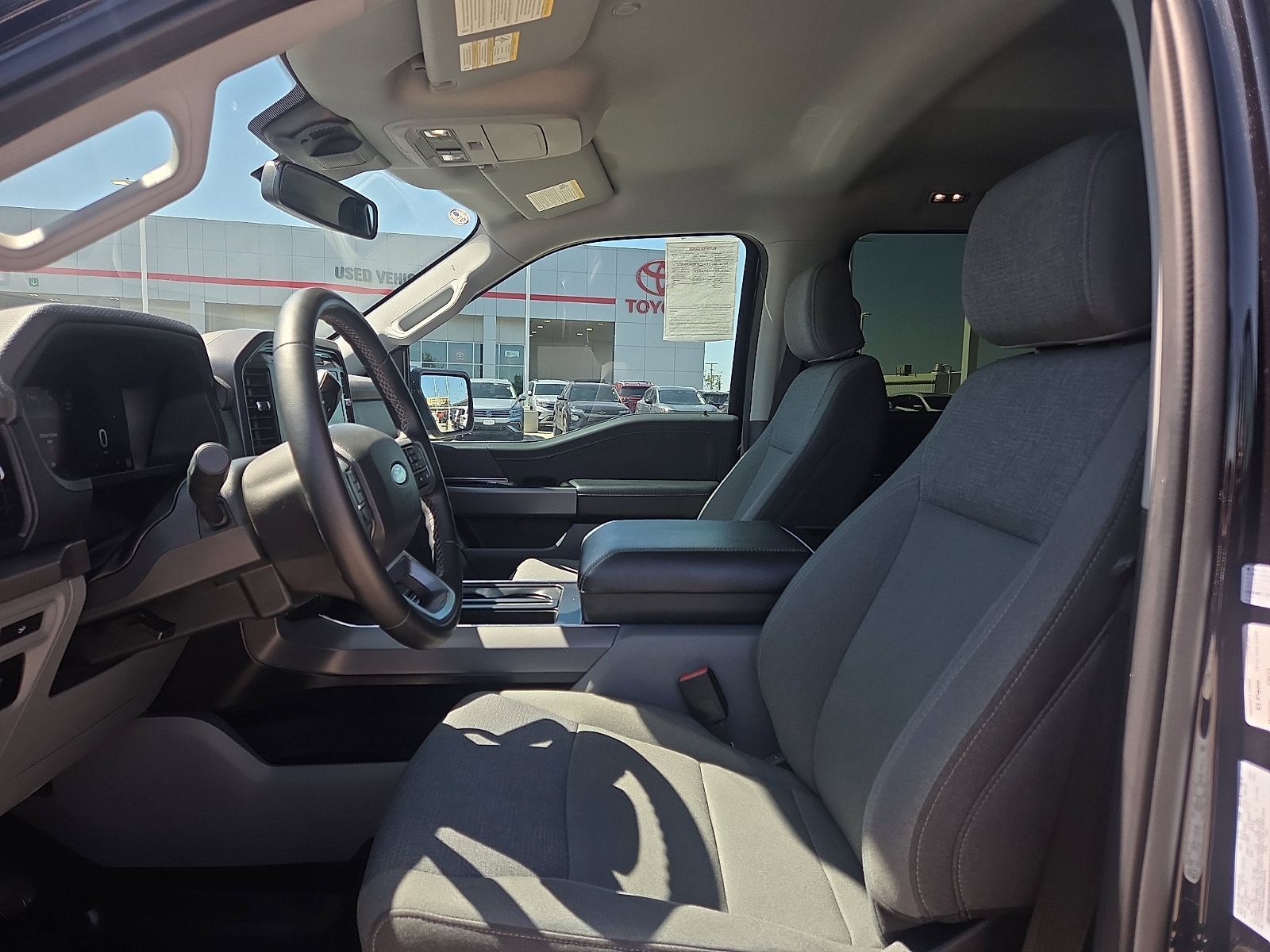 2024 Ford F-150 XLT - Photo 8