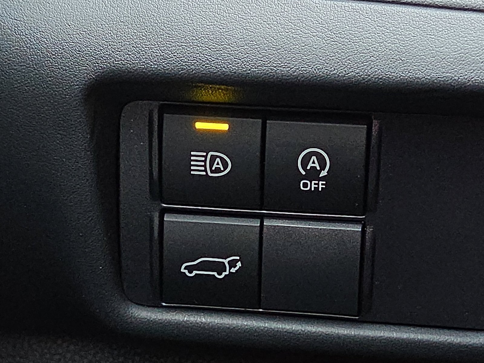 2025 Toyota Highlander XSE - Photo 10