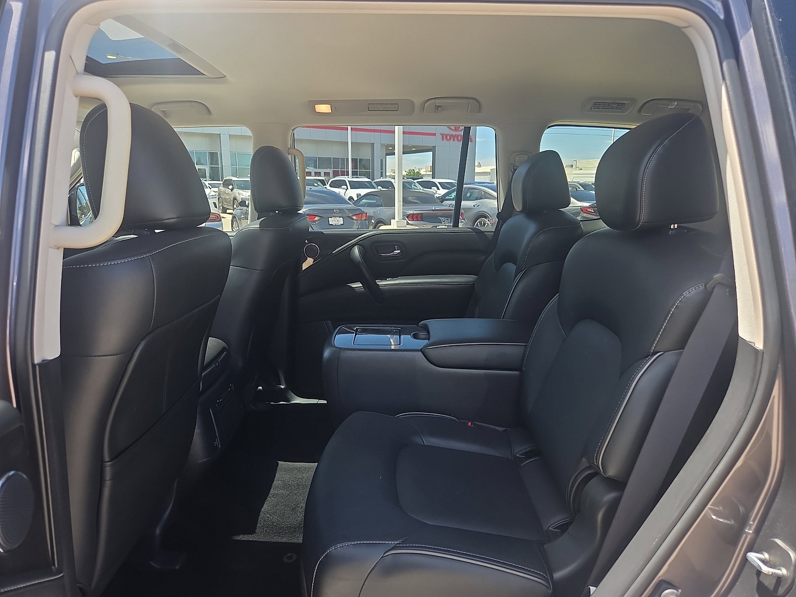 2024 INFINITI QX80 Luxe 4WD - Photo 7