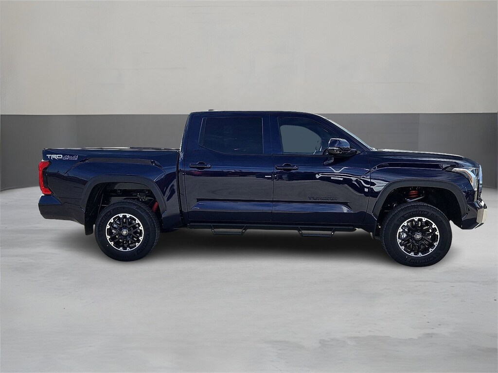 New 2026 Toyota Tundra SR5 SR5 CREWMAX 5.5