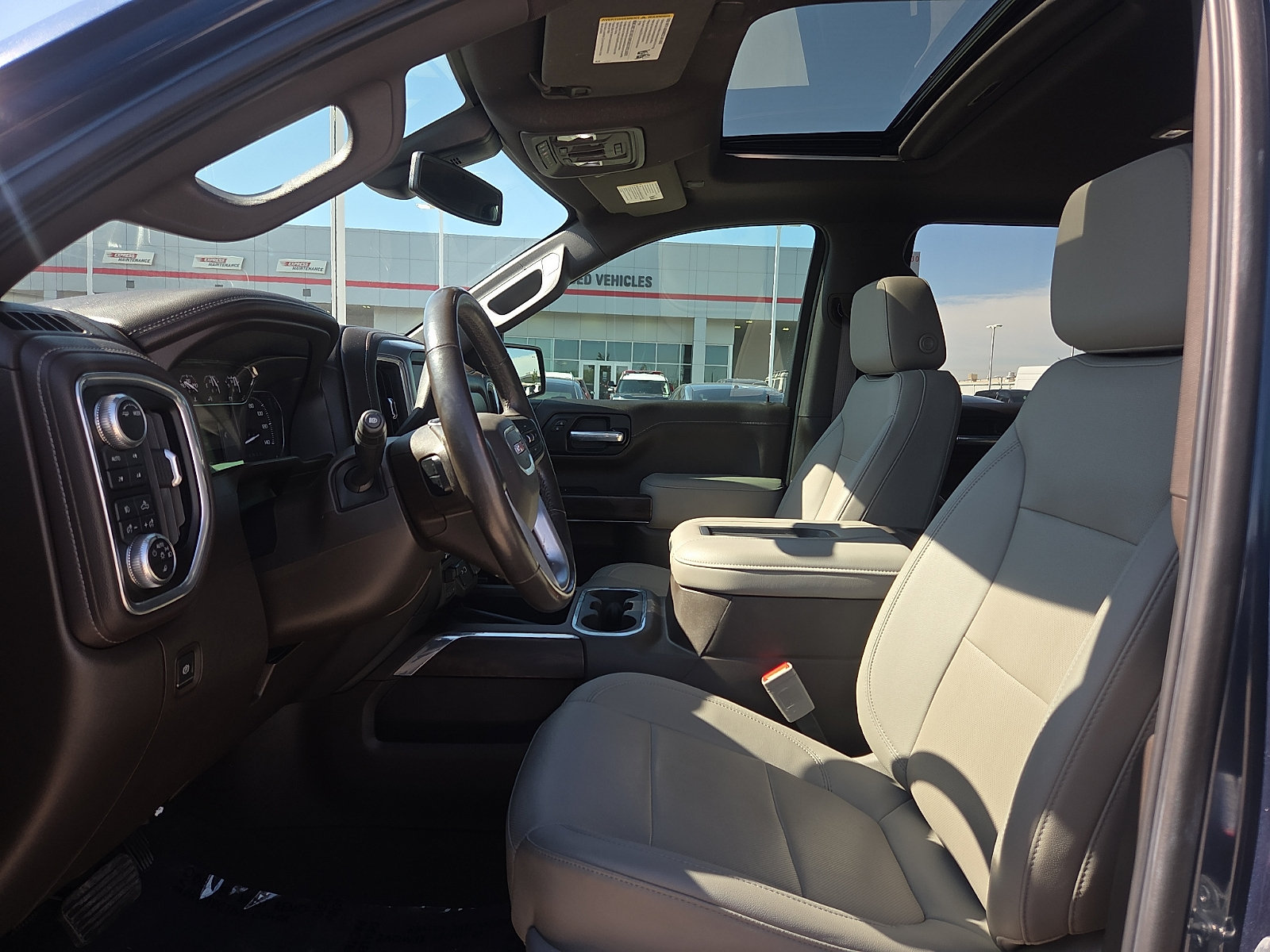 2021 GMC Sierra 1500 SLT - Photo 8