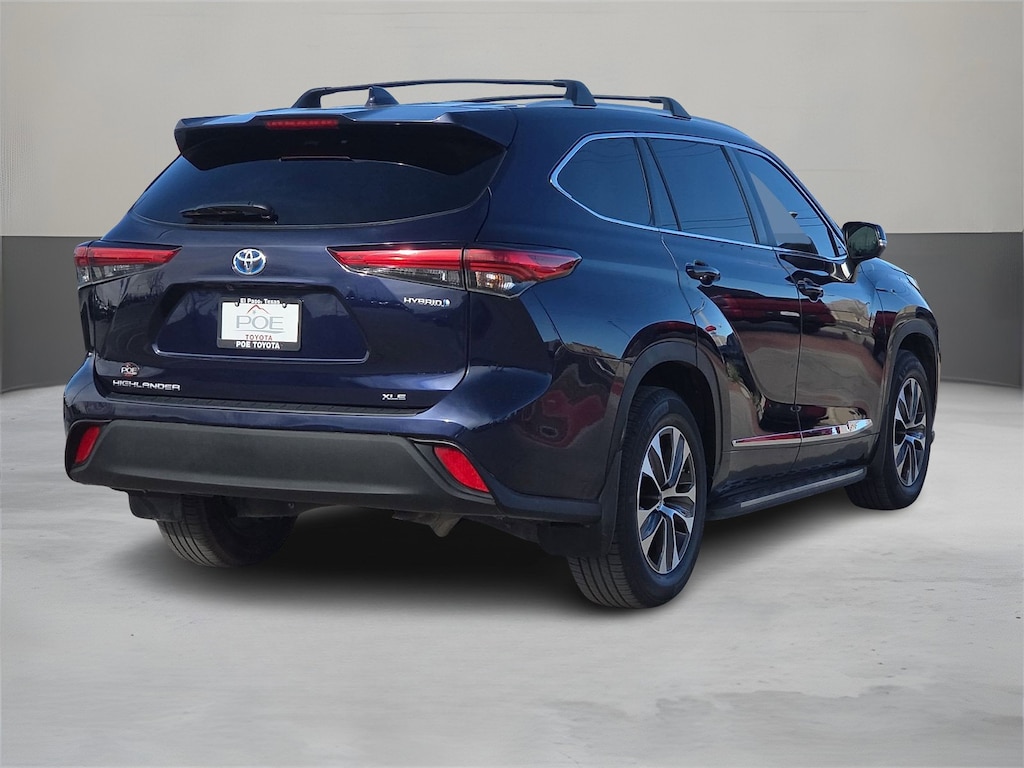 Used 2023 Toyota Highlander Hybrid XLE SUV