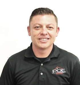Staff member Jorge Moreno from ID_2cdb5dc8e15e