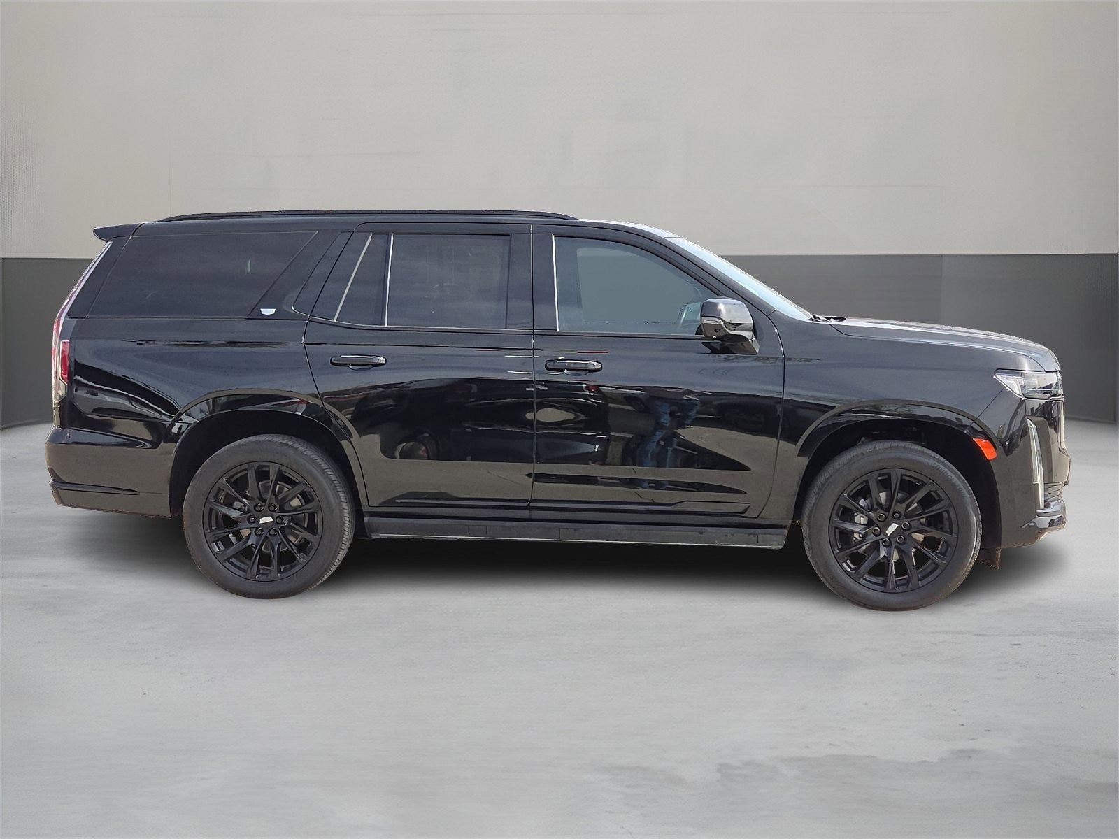Used 2022 Cadillac Escalade Sport Platinum with VIN 1GYS4GKL0NR313334 for sale in El Paso, TX