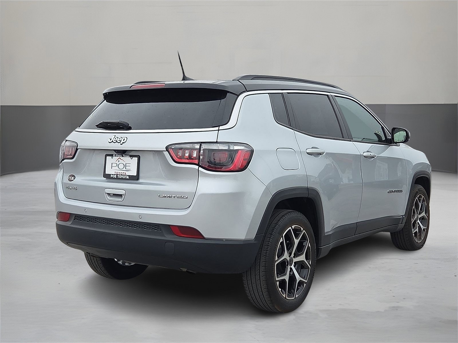 2025 Jeep Compass Limited - Photo 3