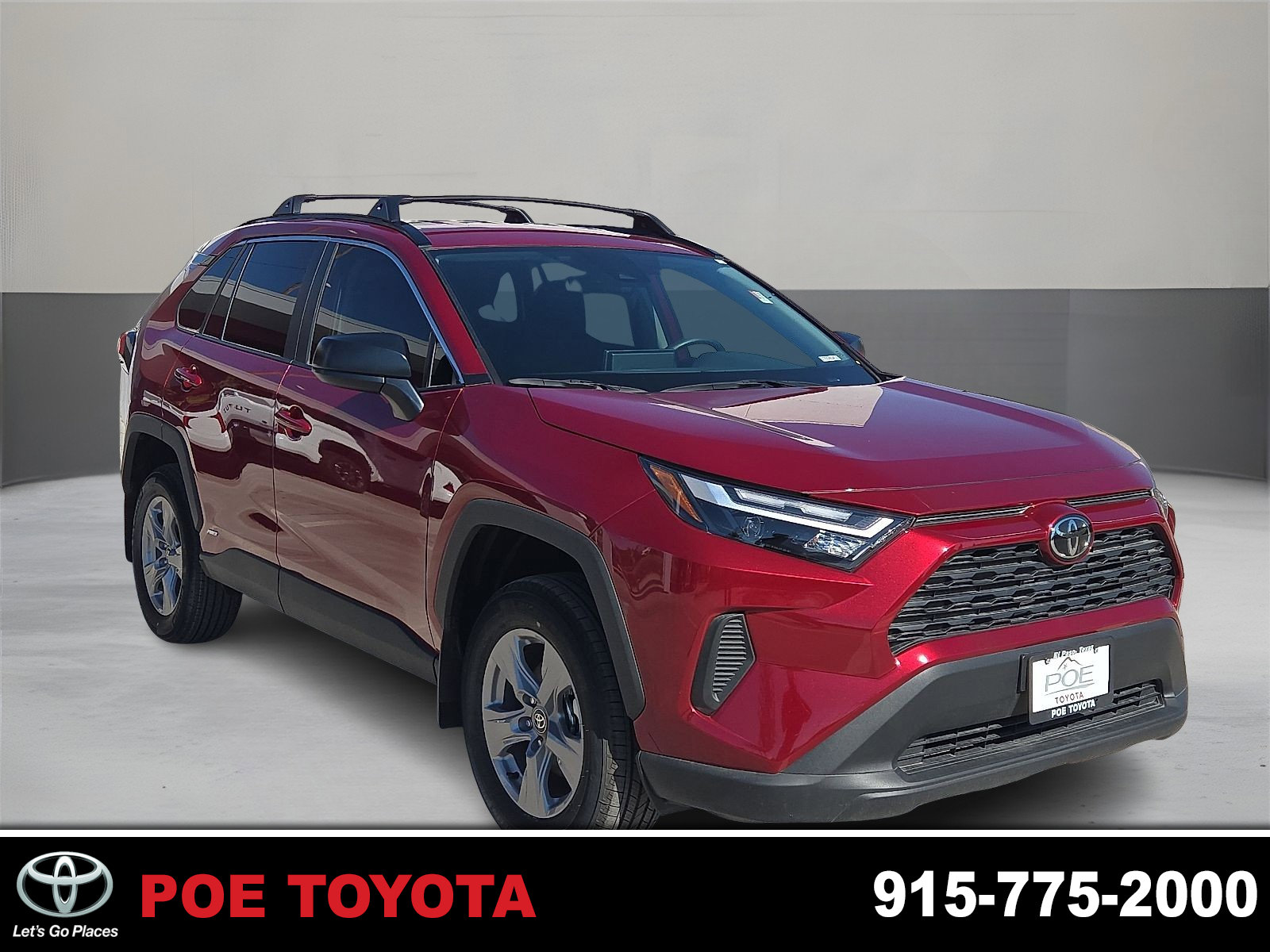 2025 Toyota RAV4 LE's photo