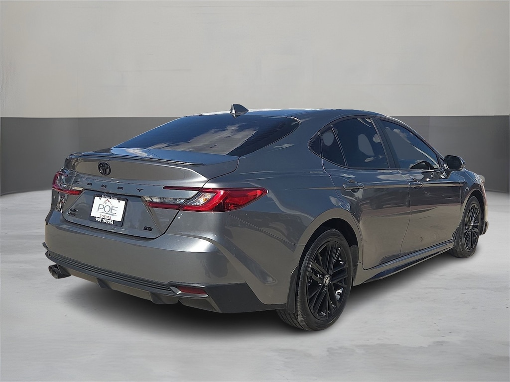 Used 2025 Toyota Camry SE Sedan