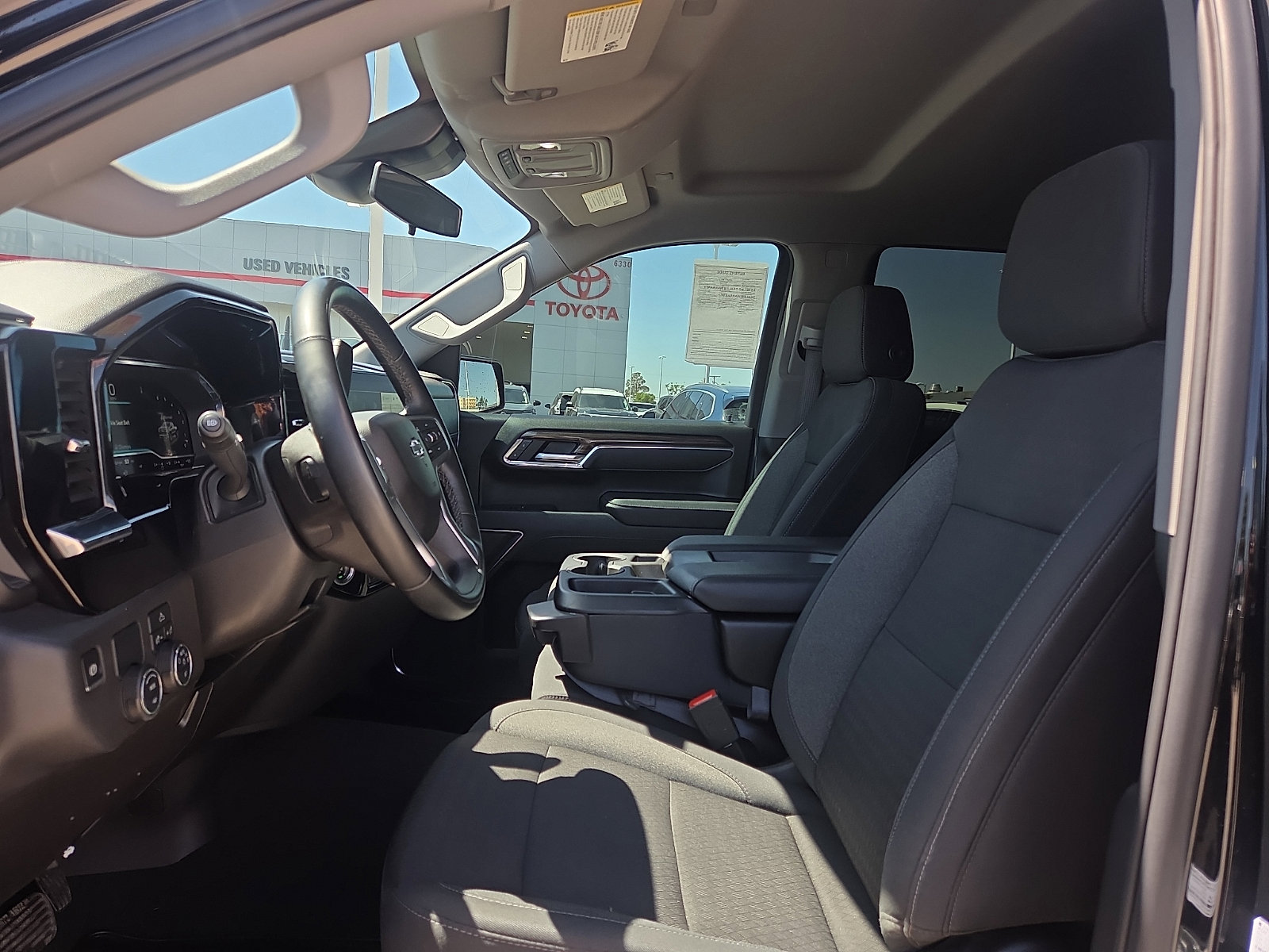 2025 Chevrolet Silverado 1500 RST - Photo 8