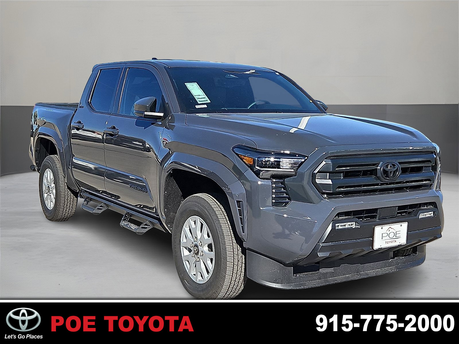 2025 Toyota Tacoma SR5's photo