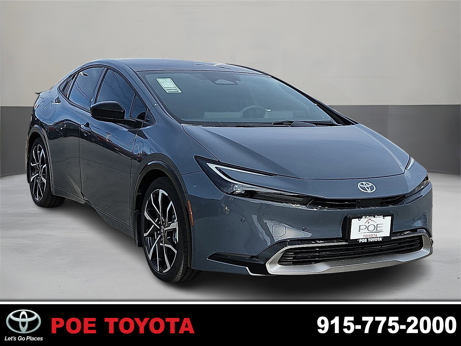 2026 Toyota Prius XSE Premium's photo