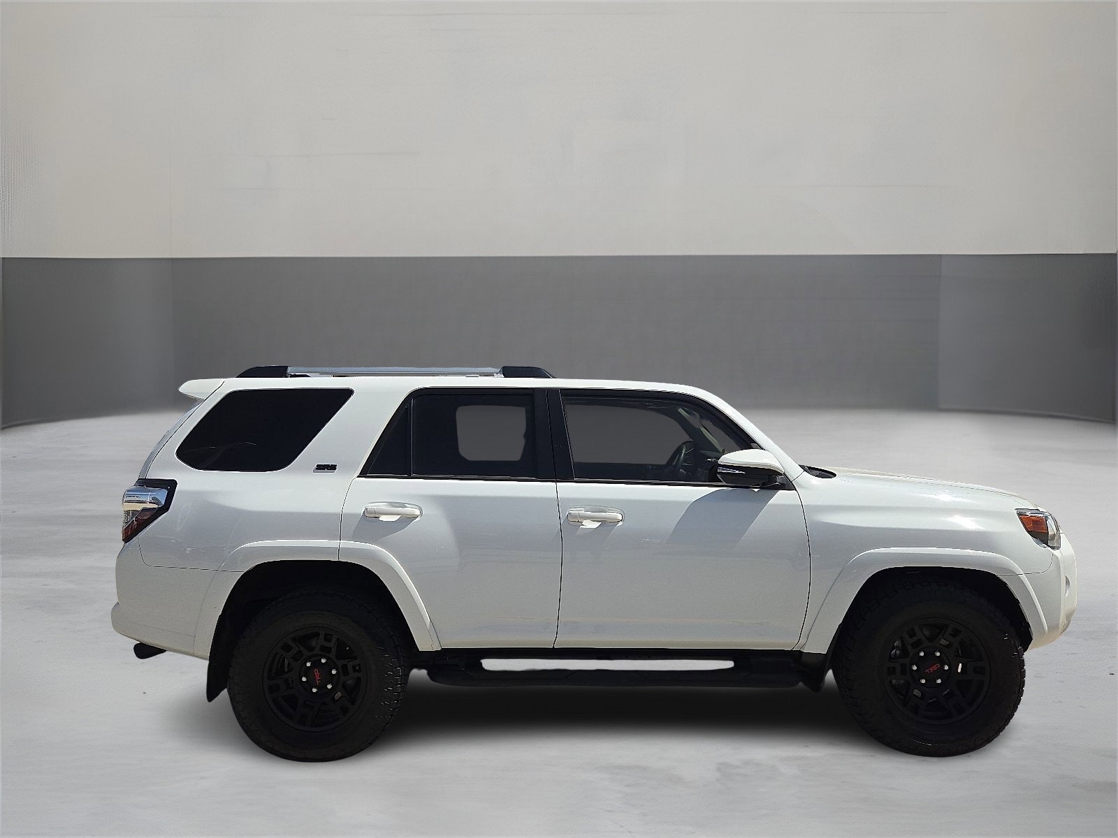 Certified 2022 Toyota 4Runner SR5 Premium with VIN JTEFU5JR0N5268514 for sale in El Paso, TX