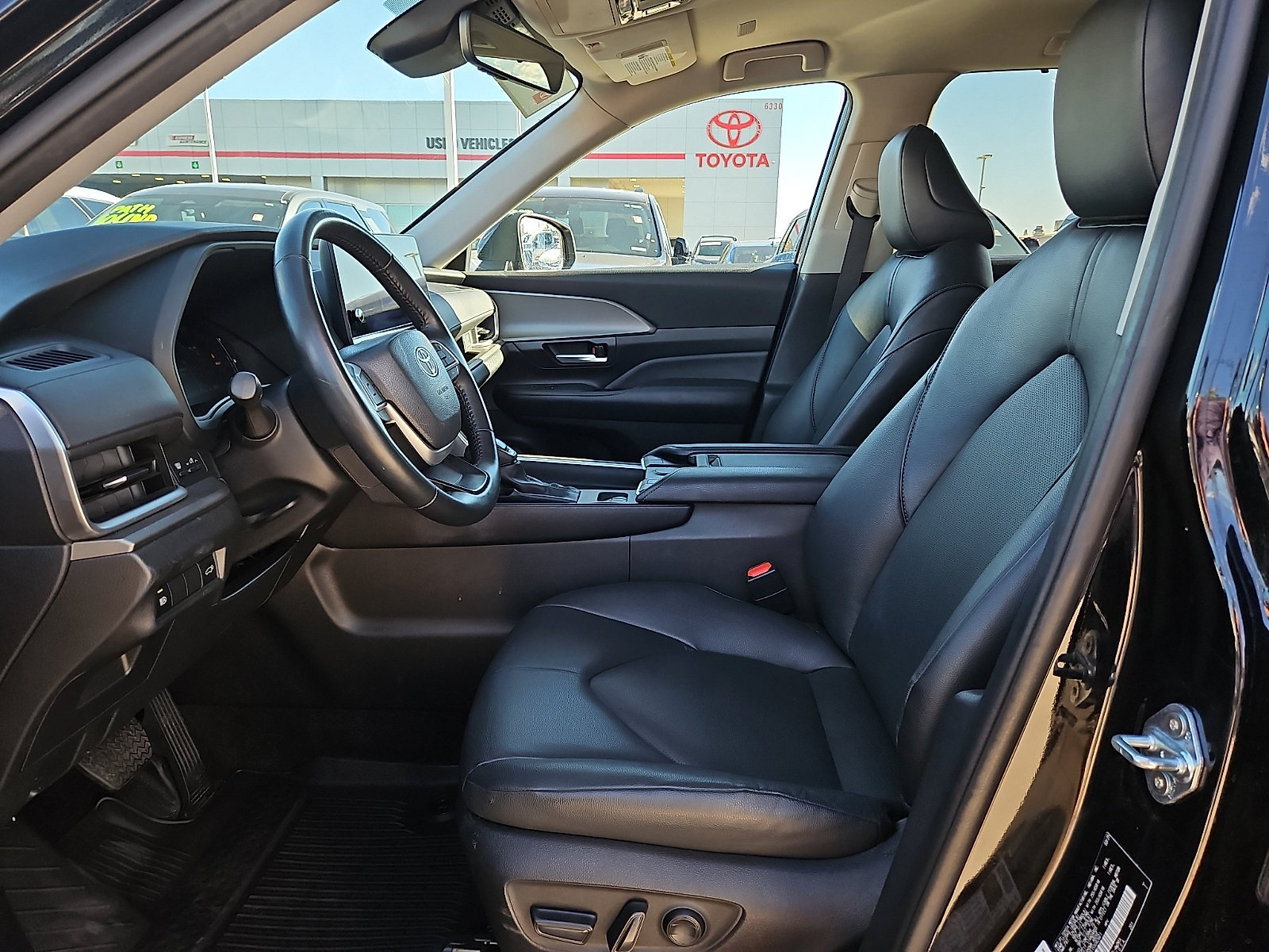 2025 Toyota Grand Highlander XLE - Photo 9