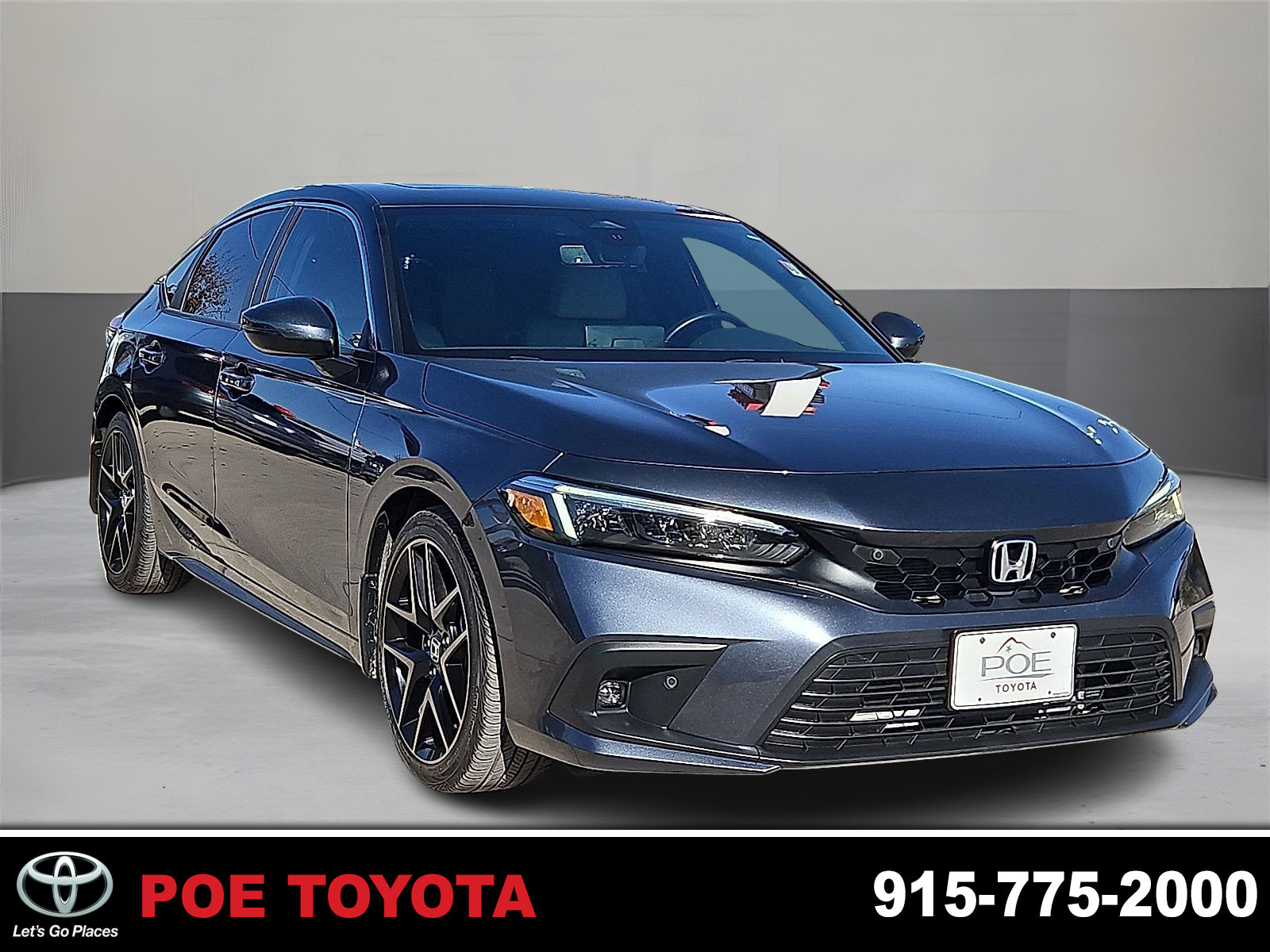 2024 Honda Civic Hatchback Sport Touring's photo