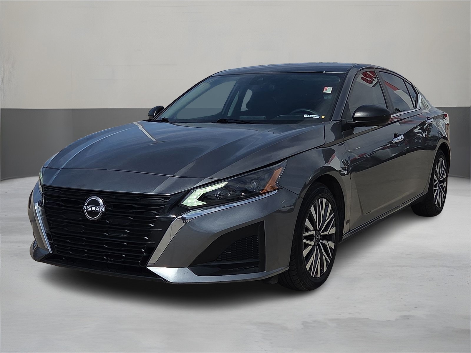 2025 Nissan Altima SV - Photo 5