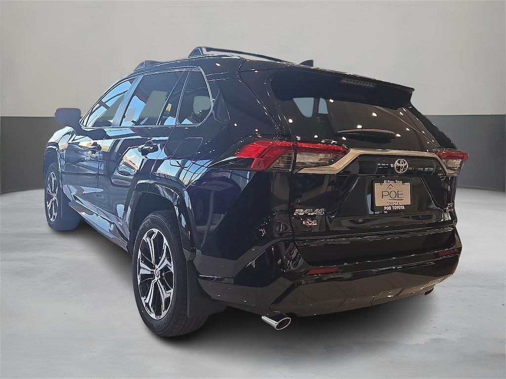 New 2025 Toyota RAV4 Plug-in Hybrid XSE PLUG-IN HYBRID