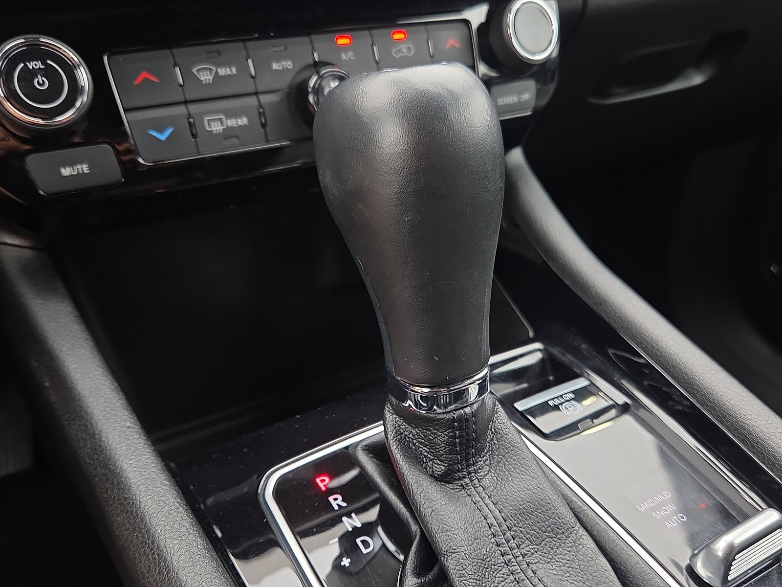 2025 Jeep Compass Limited - Photo 12