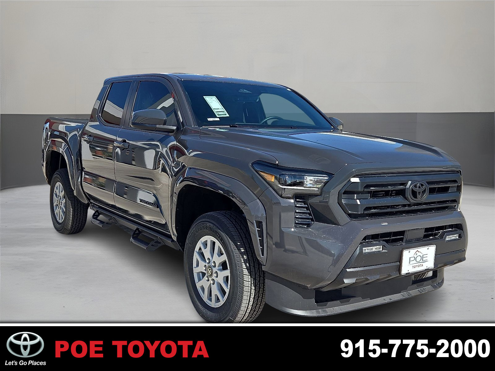 2025 Toyota Tacoma SR5's photo