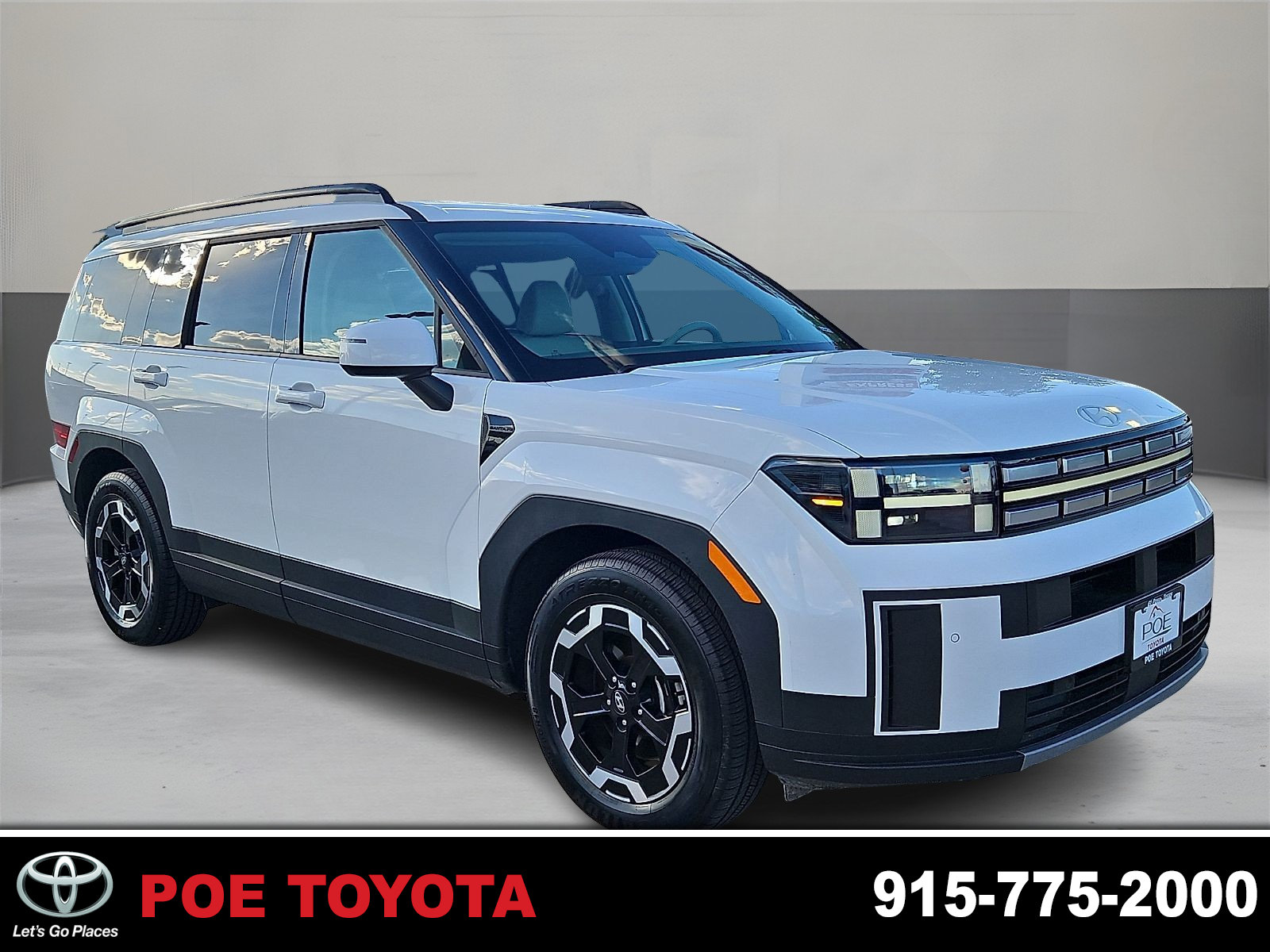 Used 2026 Hyundai Santa Fe SEL SUV near Fort Bliss, TX