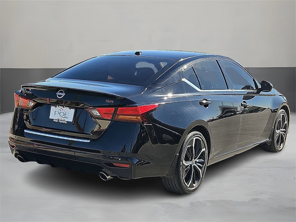 Used 2023 Nissan Altima 2.5 SR Sedan